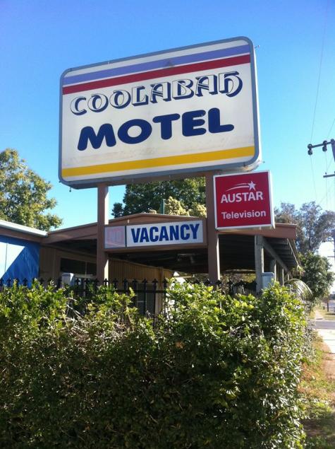 Front of Motel - Coolabah Motel