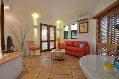 living room - Martinique On Macrossan