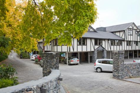 Hotel Entranceway - Mount Richmond Hotel