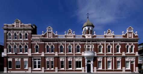 Hotel Exterior - Victoria Railway Hotel