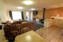 Spa / Fire Family Apartment - Beachcomber Motel and Apartments
