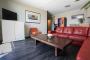 Common Lounge - Coogee Prime Lodge
