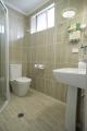 Bathroom - Noahs Mid City Motor Inn