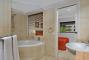 Spa bath ensuite - Raffles Mooloolaba