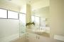 Bathroom (3 Bedroom Apartment) - Sunrise Cove Holiday Apartments
